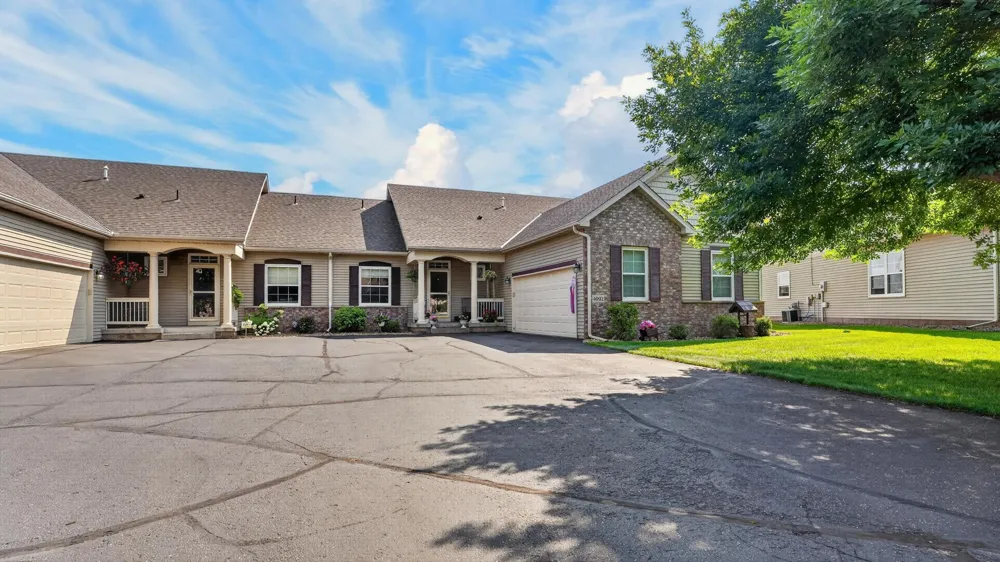4992 384th Trail North Branch, MN 55056