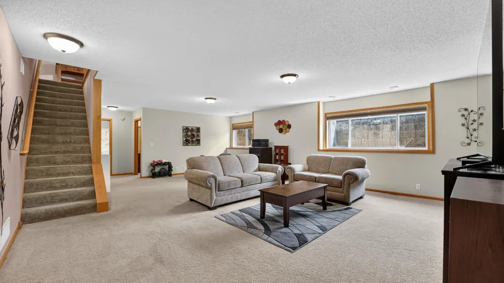 4992 384th Trail North Branch, MN 55056