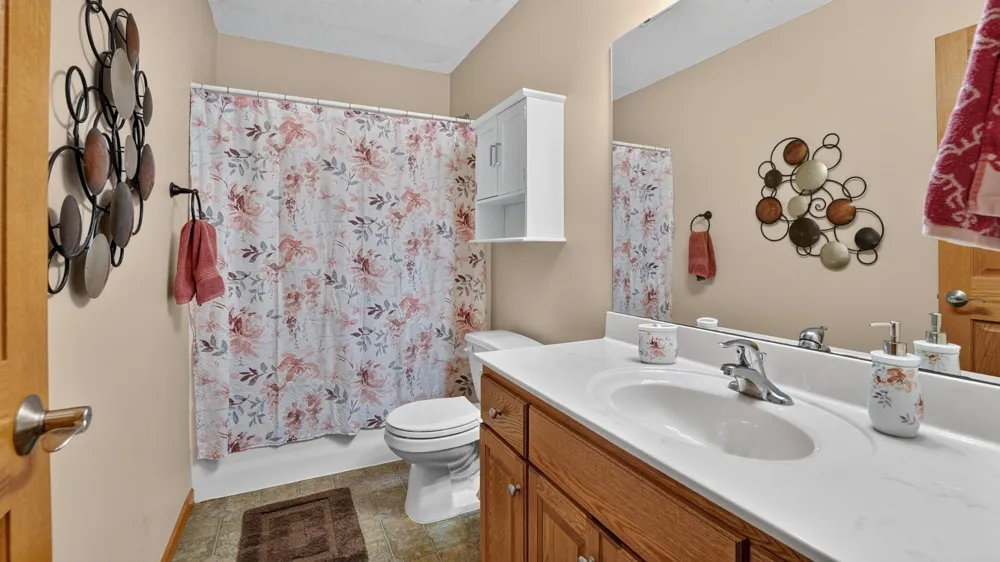 4992 384th Trail North Branch, MN 55056