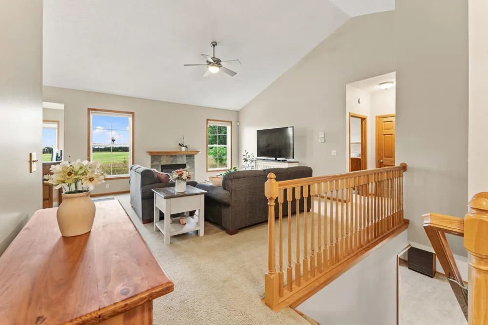 4992 384th Trail North Branch, MN 55056