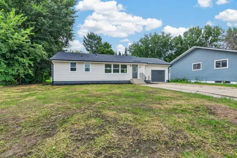 1211 Sunnyside Drive