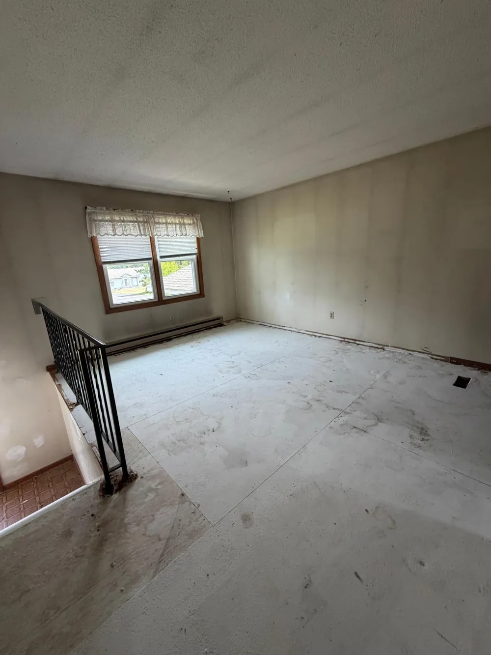 25350 101st Street NW Zimmerman, MN 55398
