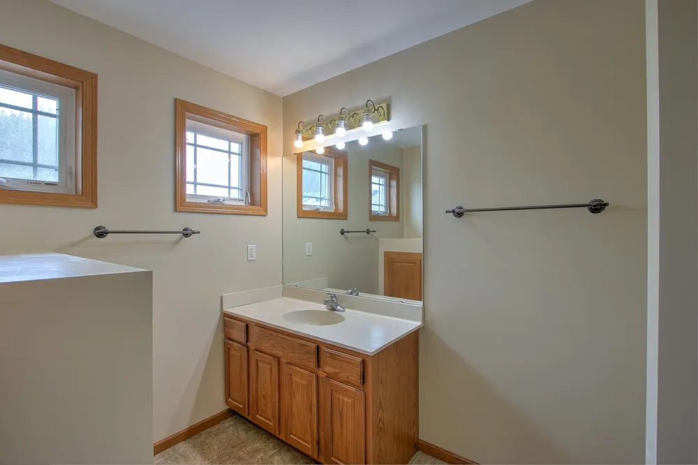 717 Park Brook Road NW Isanti, MN 55040