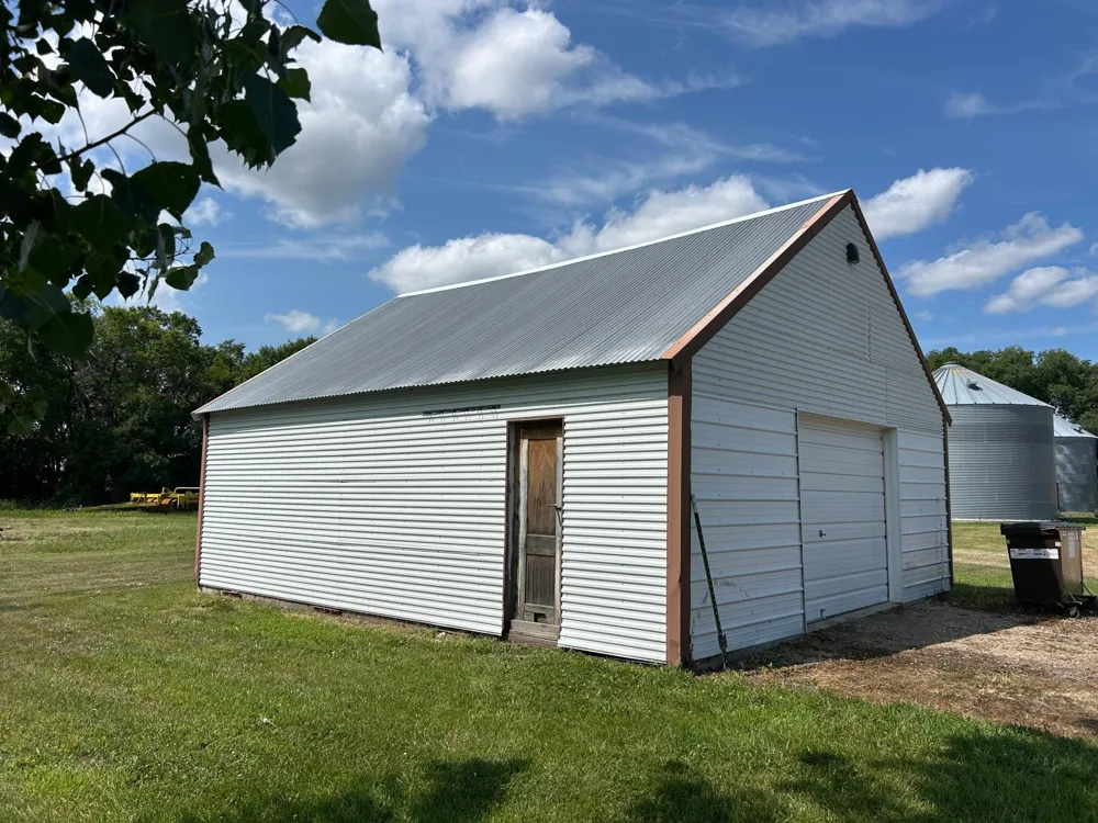22865 240th Avenue SE Brooks, MN 56715