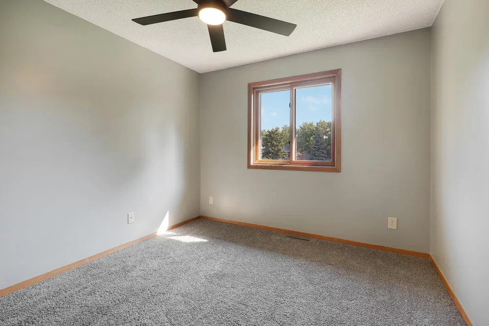11139 Edgewood Circle Champlin, MN 55316
