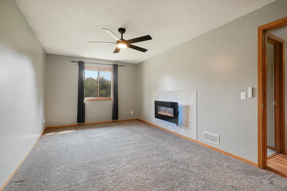 11139 Edgewood Circle Champlin, MN 55316