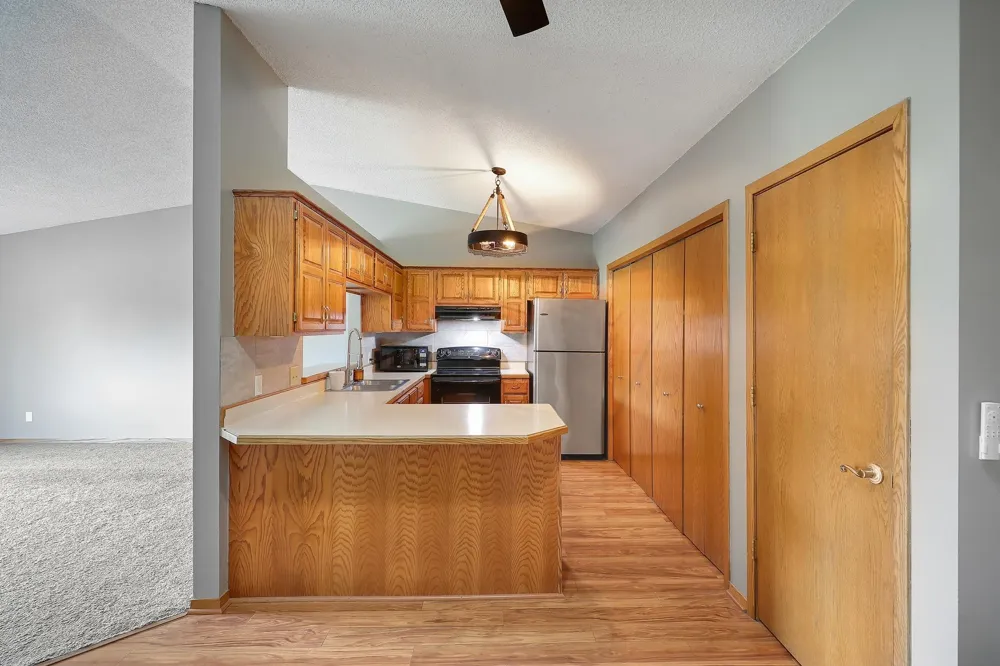11139 Edgewood Circle Champlin, MN 55316