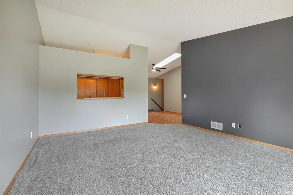 11139 Edgewood Circle Champlin, MN 55316