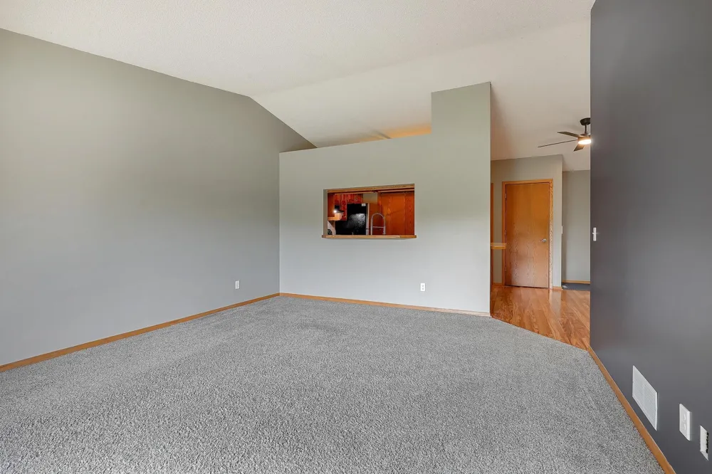 11139 Edgewood Circle Champlin, MN 55316