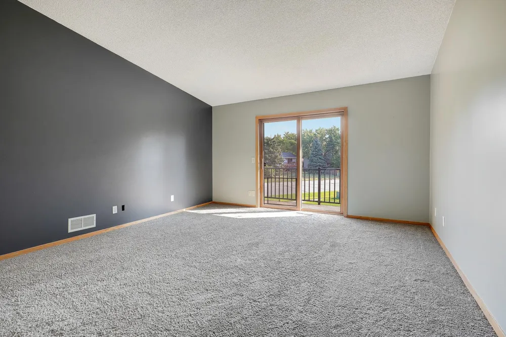 11139 Edgewood Circle Champlin, MN 55316
