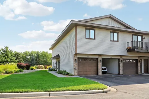 11139 Edgewood Circle