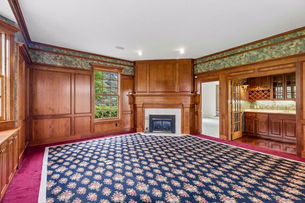 4650 Neal Avenue Stillwater, MN 55082