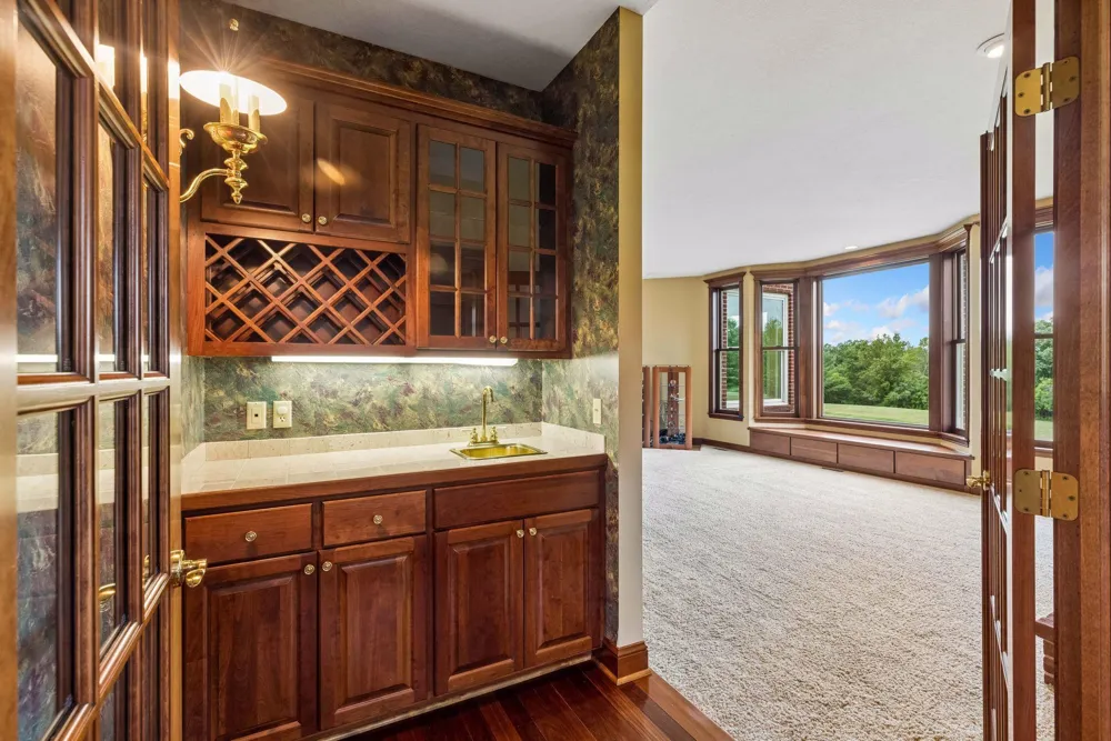 4650 Neal Avenue Stillwater, MN 55082