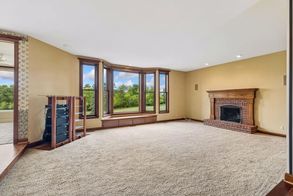 4650 Neal Avenue Stillwater, MN 55082