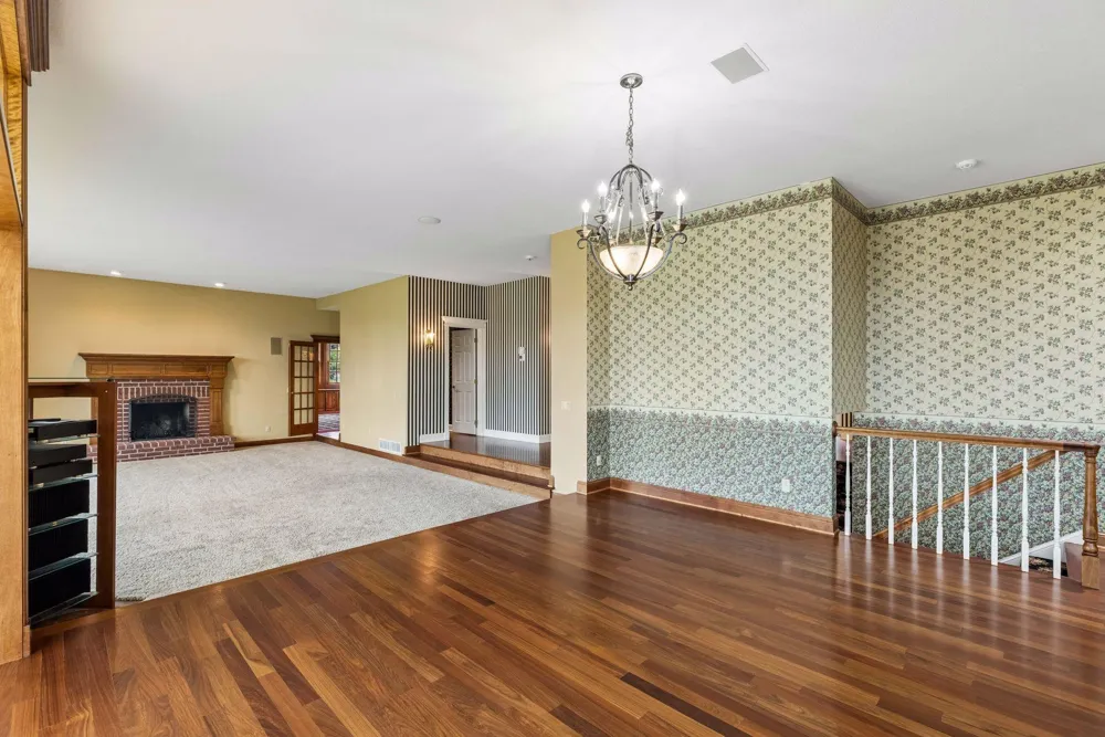 4650 Neal Avenue Stillwater, MN 55082