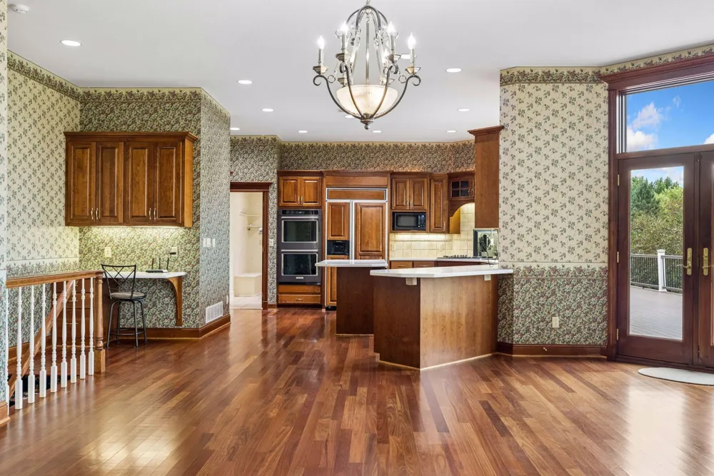 4650 Neal Avenue Stillwater, MN 55082
