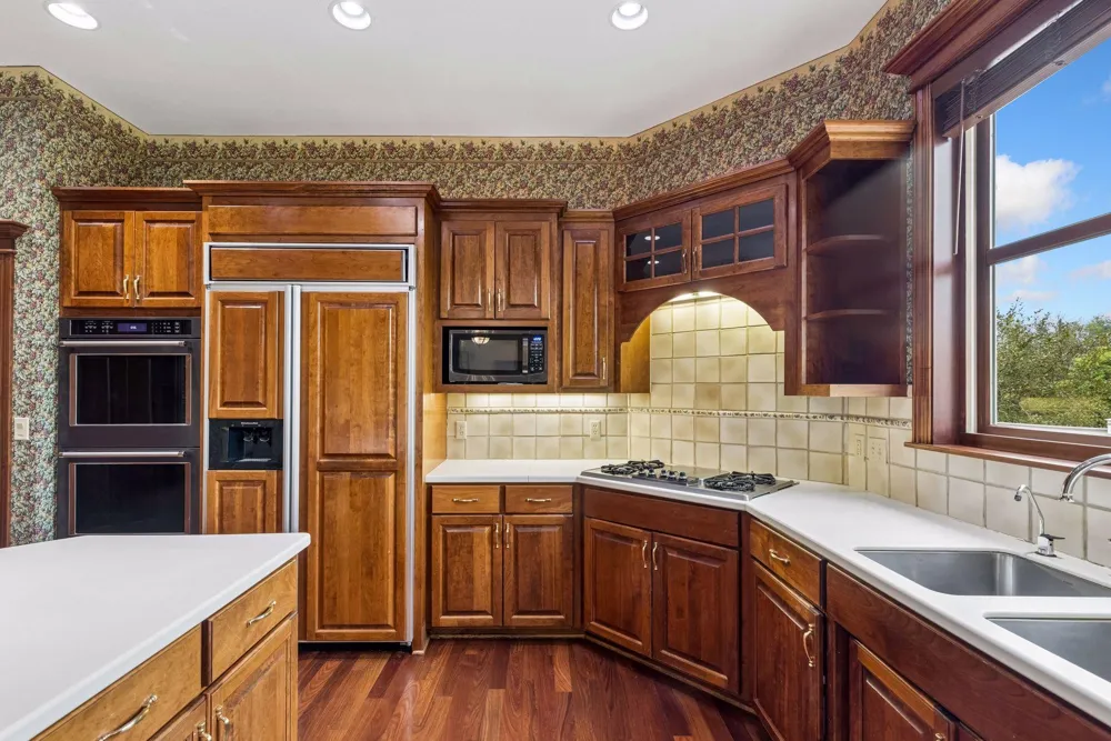 4650 Neal Avenue Stillwater, MN 55082