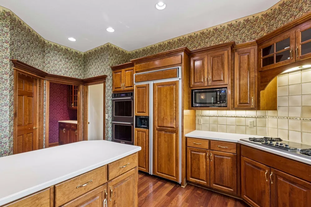 4650 Neal Avenue Stillwater, MN 55082