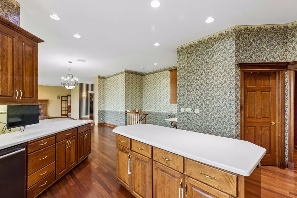 4650 Neal Avenue Stillwater, MN 55082