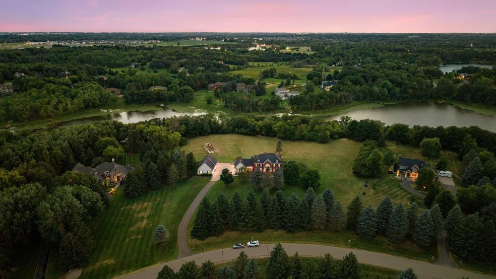 4650 Neal Avenue Stillwater, MN 55082