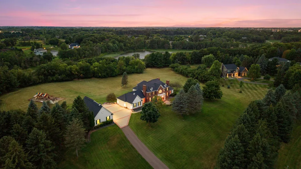 4650 Neal Avenue Stillwater, MN 55082