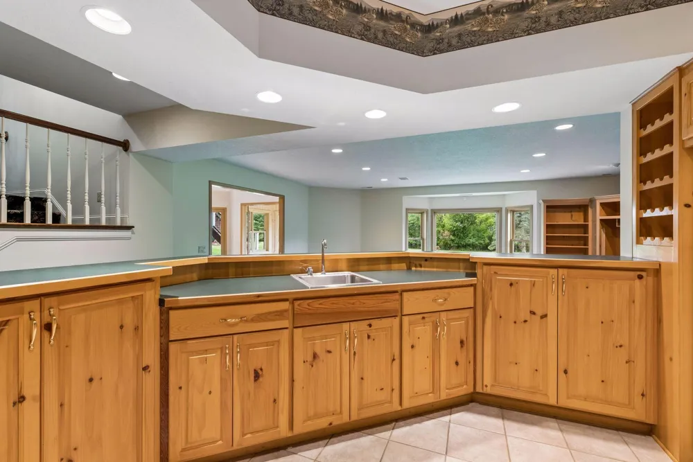 4650 Neal Avenue Stillwater, MN 55082