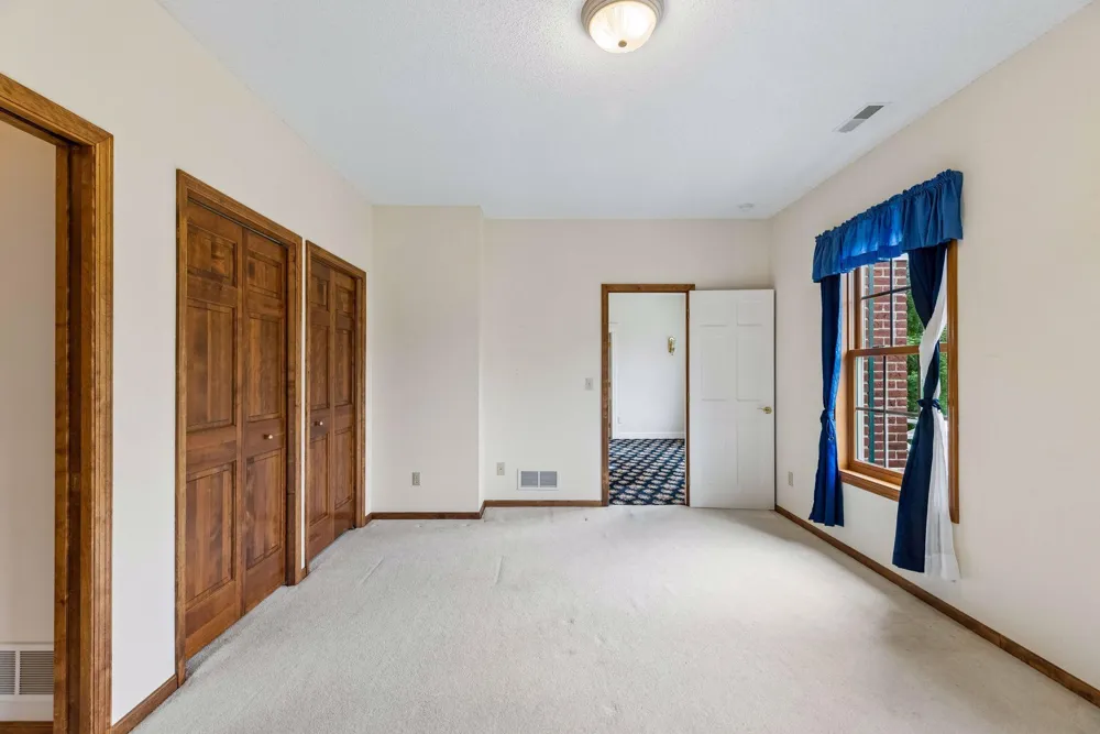 4650 Neal Avenue Stillwater, MN 55082