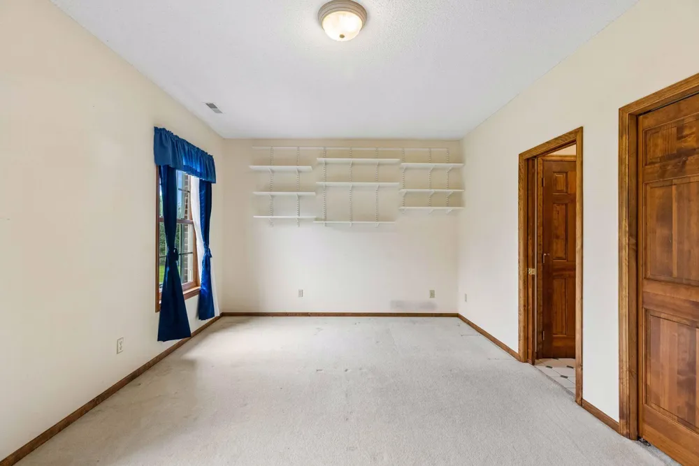 4650 Neal Avenue Stillwater, MN 55082
