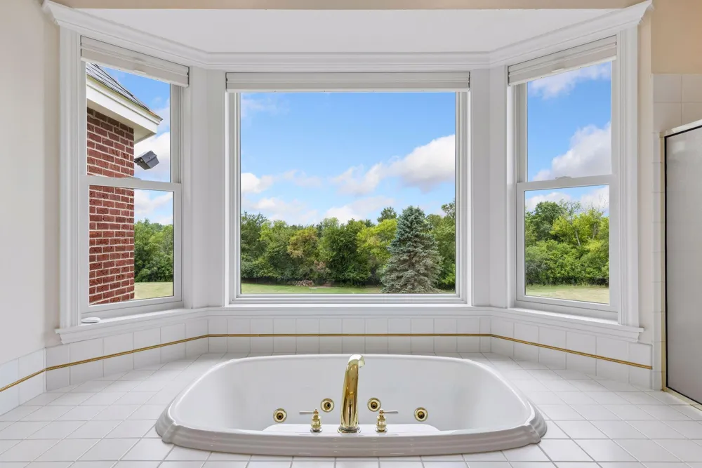 4650 Neal Avenue Stillwater, MN 55082