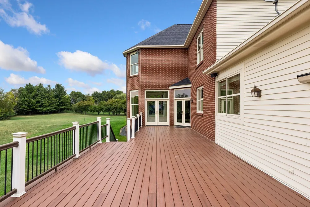 4650 Neal Avenue Stillwater, MN 55082