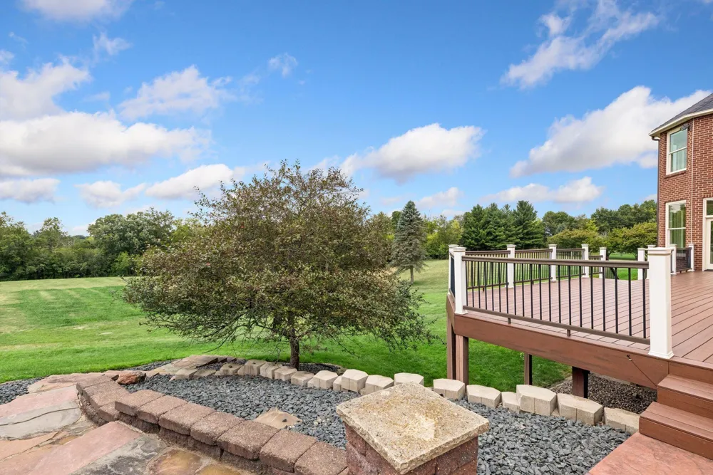 4650 Neal Avenue Stillwater, MN 55082