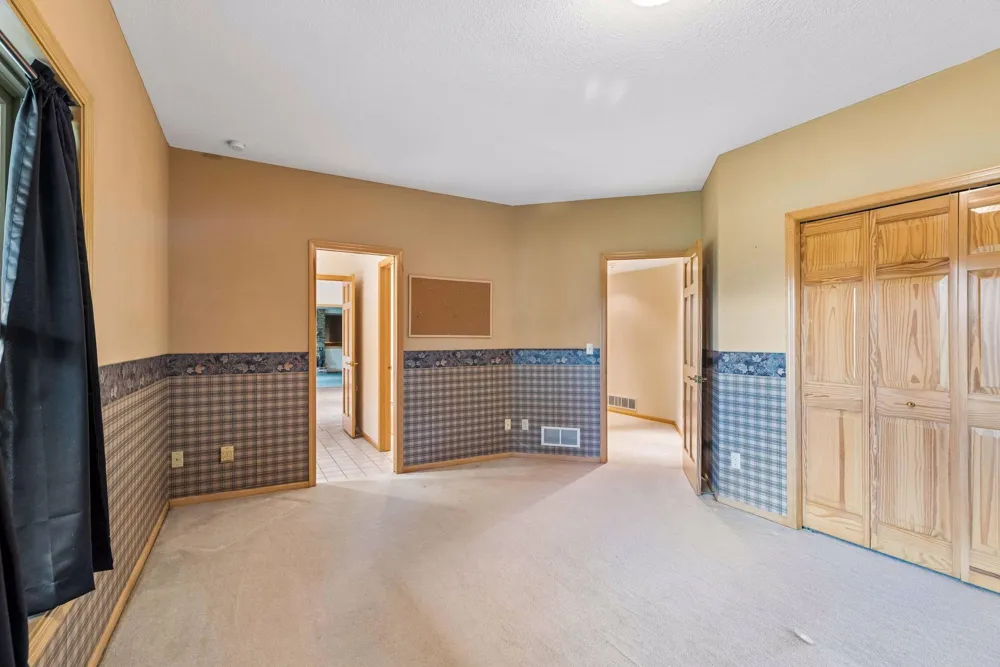 4650 Neal Avenue Stillwater, MN 55082