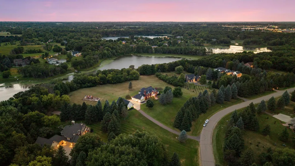 4650 Neal Avenue Stillwater, MN 55082