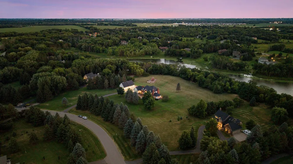 4650 Neal Avenue Stillwater, MN 55082