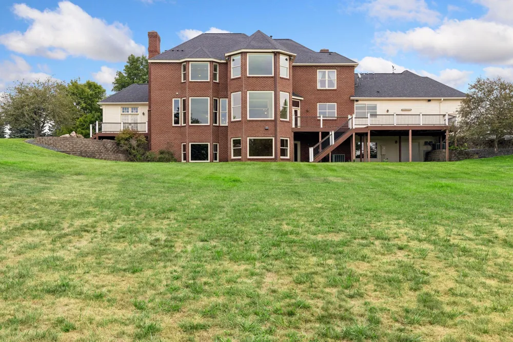4650 Neal Avenue Stillwater, MN 55082