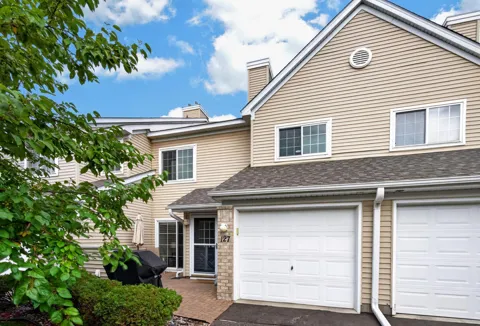 2210 Ranchview Lane #127