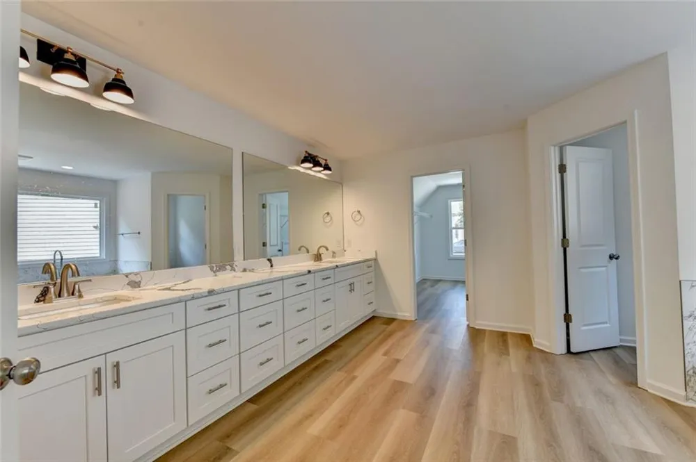 9135 Fox Trail Lane Gainesville, GA 30506