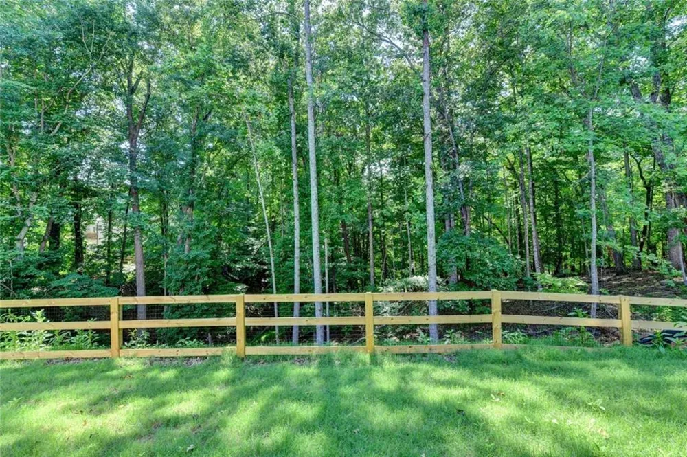 9135 Fox Trail Lane Gainesville, GA 30506