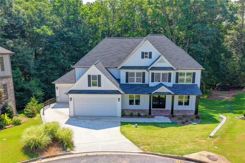 9135 Fox Trail Lane Gainesville, GA 30506