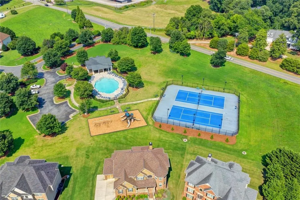 9135 Fox Trail Lane Gainesville, GA 30506