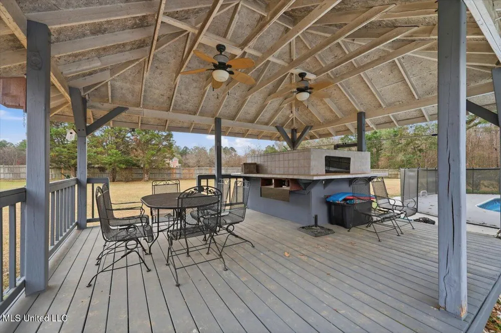112 Saddle Creek Cove Canton, MS 39046