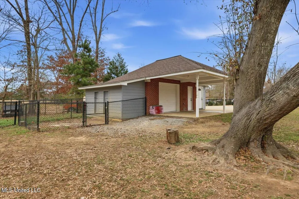 112 Saddle Creek Cove Canton, MS 39046