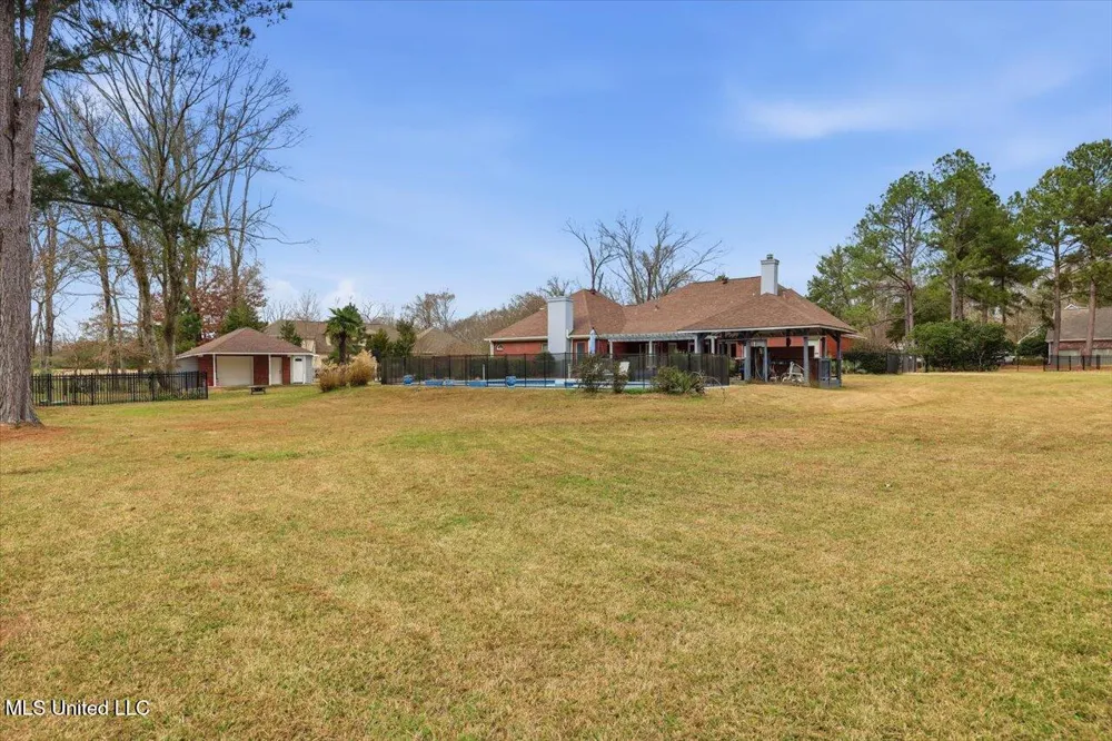 112 Saddle Creek Cove Canton, MS 39046