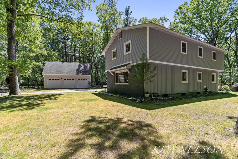 7211 McFall Circle Montague, MI 49437