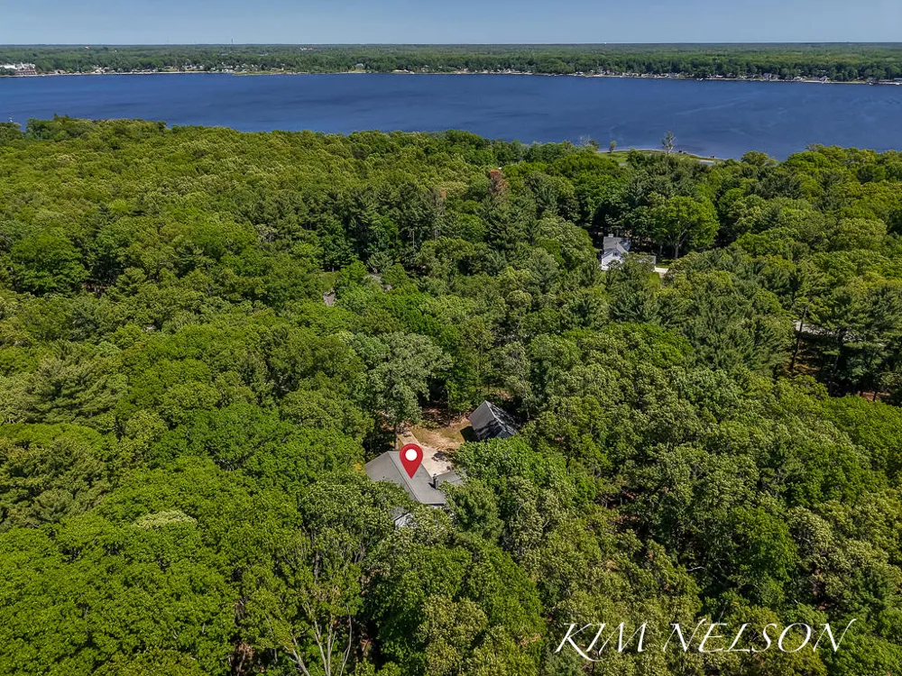 7211 McFall Circle Montague, MI 49437