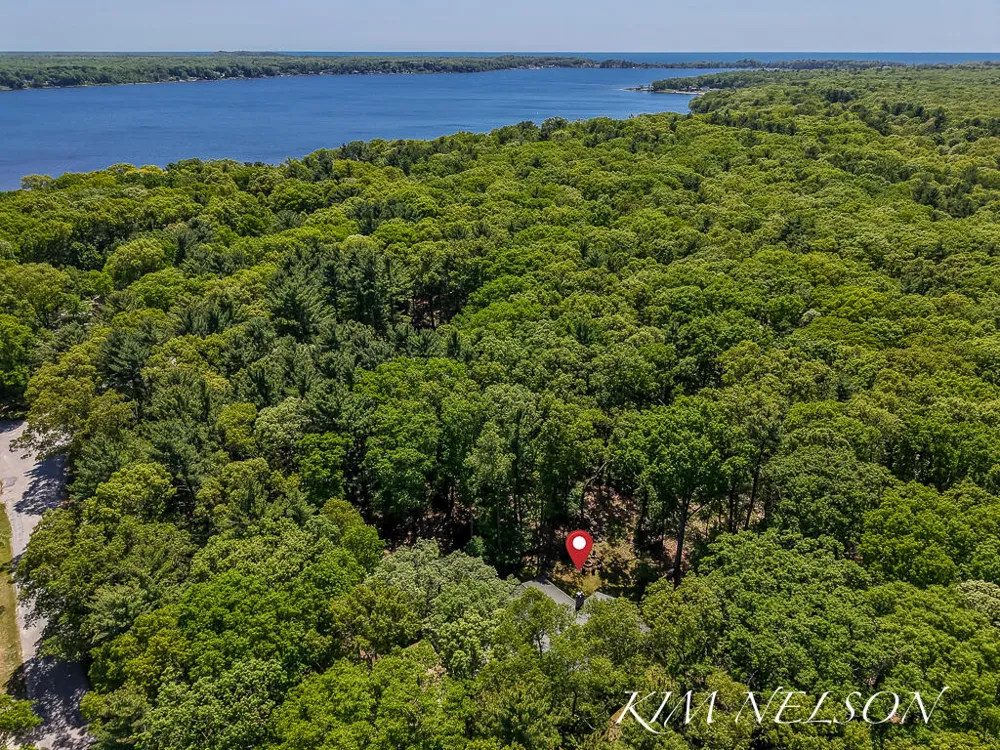 7211 McFall Circle Montague, MI 49437