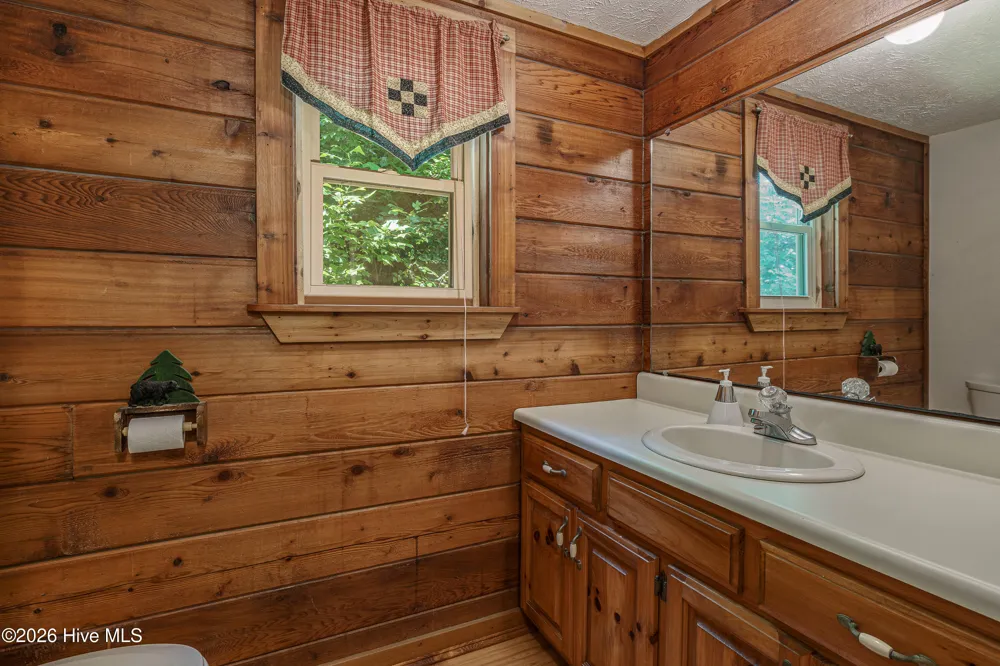 525 Beaver Ridge Road Murphy, NC 28906