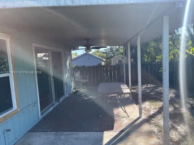 1685 20th Ave SW Vero Beach, FL 32962
