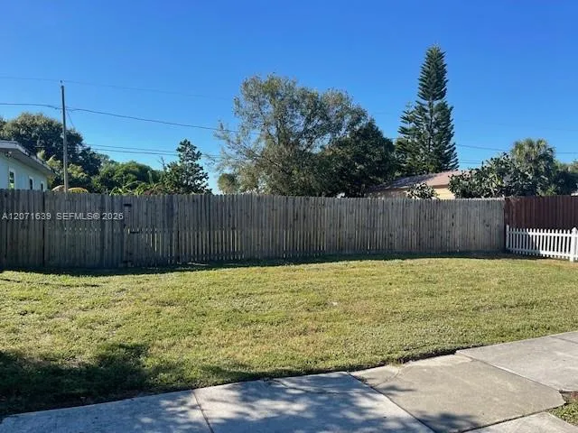 1685 20th Ave SW Vero Beach, FL 32962