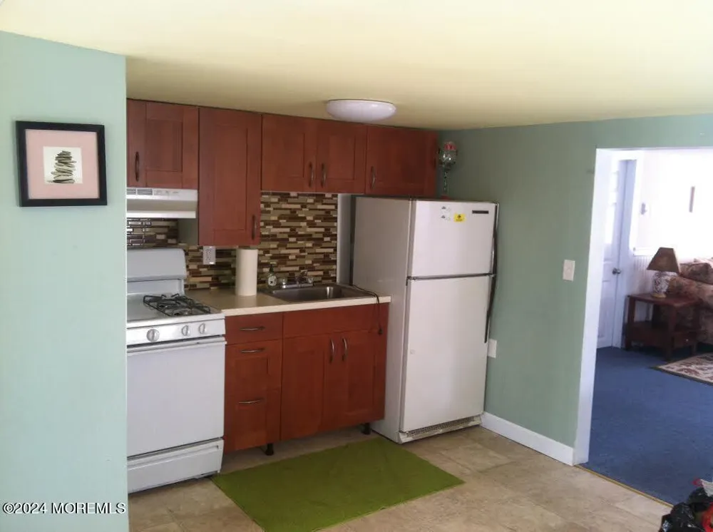 421 1st Avenue Manasquan, NJ 08736